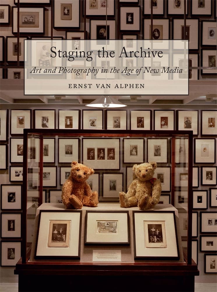 Staging the Archive (Ebook)